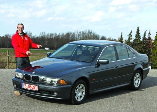 Cat consuma un bmw 520i din 2004 #3