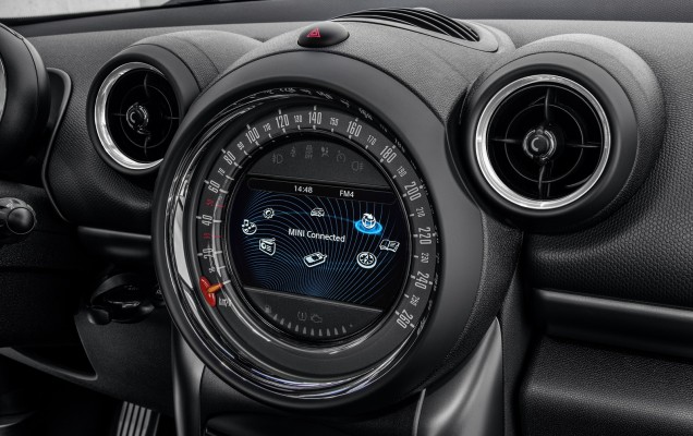 Noul_MINI_Countryman_medium_1600x1067 (18)