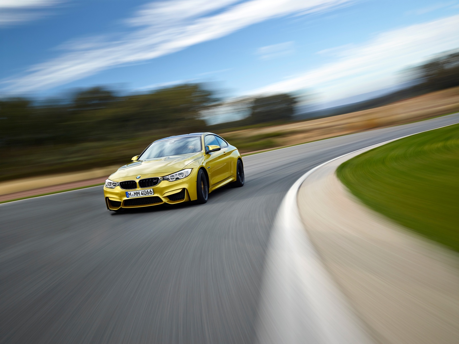 BMW M4 - AUTO BILD