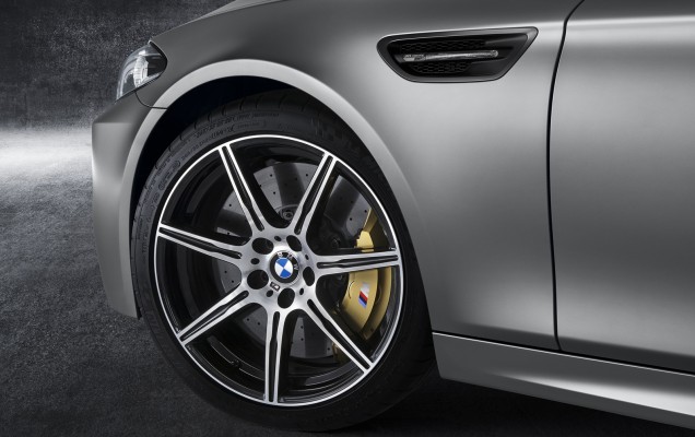 BMW_M5_30_Jahre_medium_1600x1068 (6)