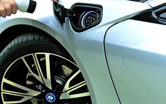 BMW i8 drivetest Auto Bild