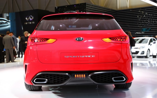 Kia-Sportspace-Concept-11