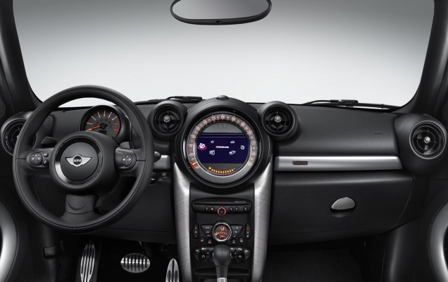 Mini-Countryman-Park-Lane-22