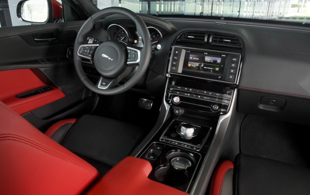 Jaguar XE interior