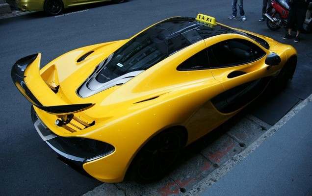 McLaren P1 taxi (3)