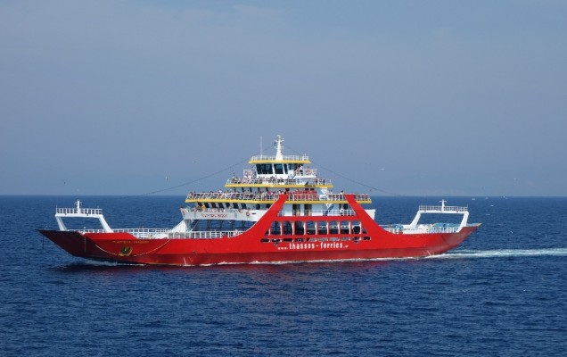 Vacanta in Thassos: Ferry