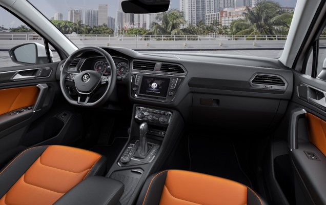 interior VW Toguan