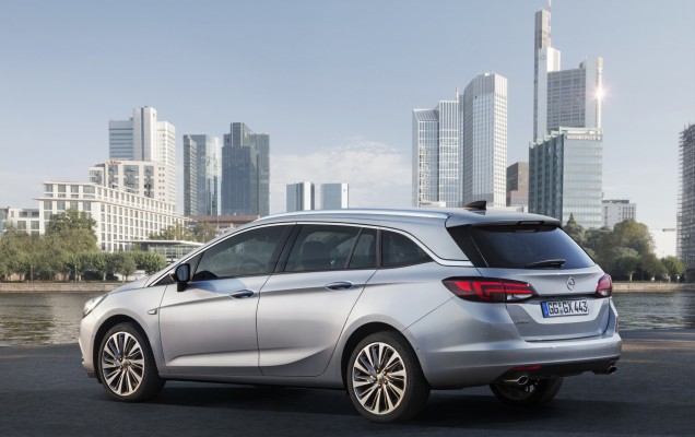 Opel-Astra-Sports-Tourer-297403