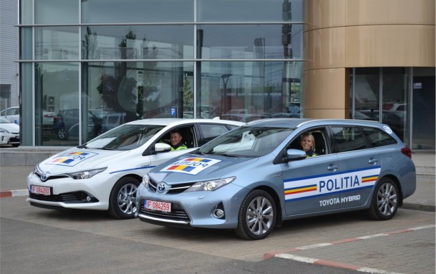 Toyota Auris Hybrid politia romana