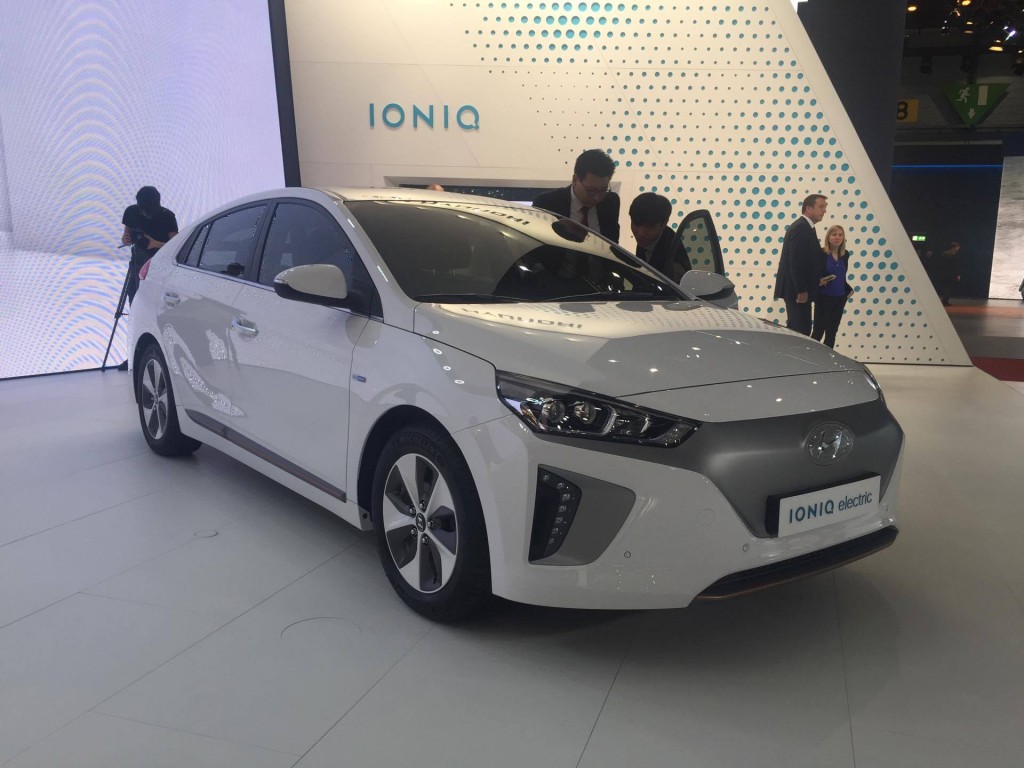 2016 hyundai ioniq