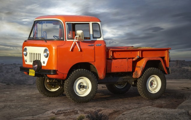 Jeep® FC 150 Heritage Vehicle