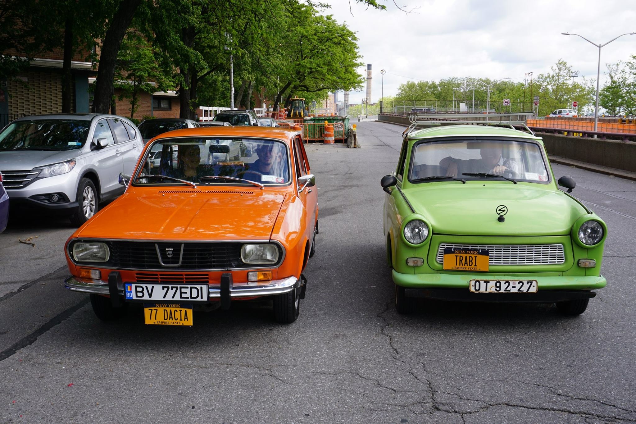 dacia-1300-prin-new-york-2-1.jpg