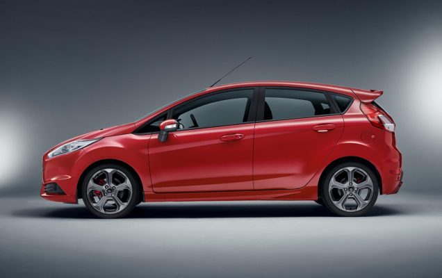 2016-ford-fiesta-st-5-usi-1