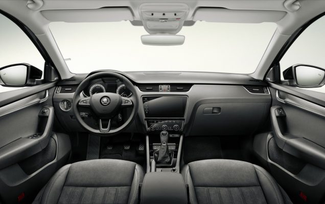 2016-skoda-octavia-facelift-interior-3