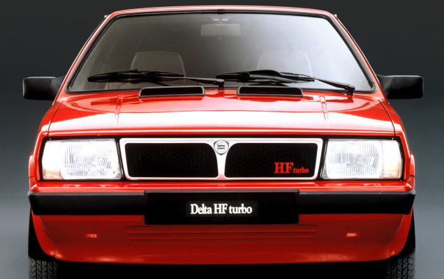 lancia_delta_hf_turbo_4