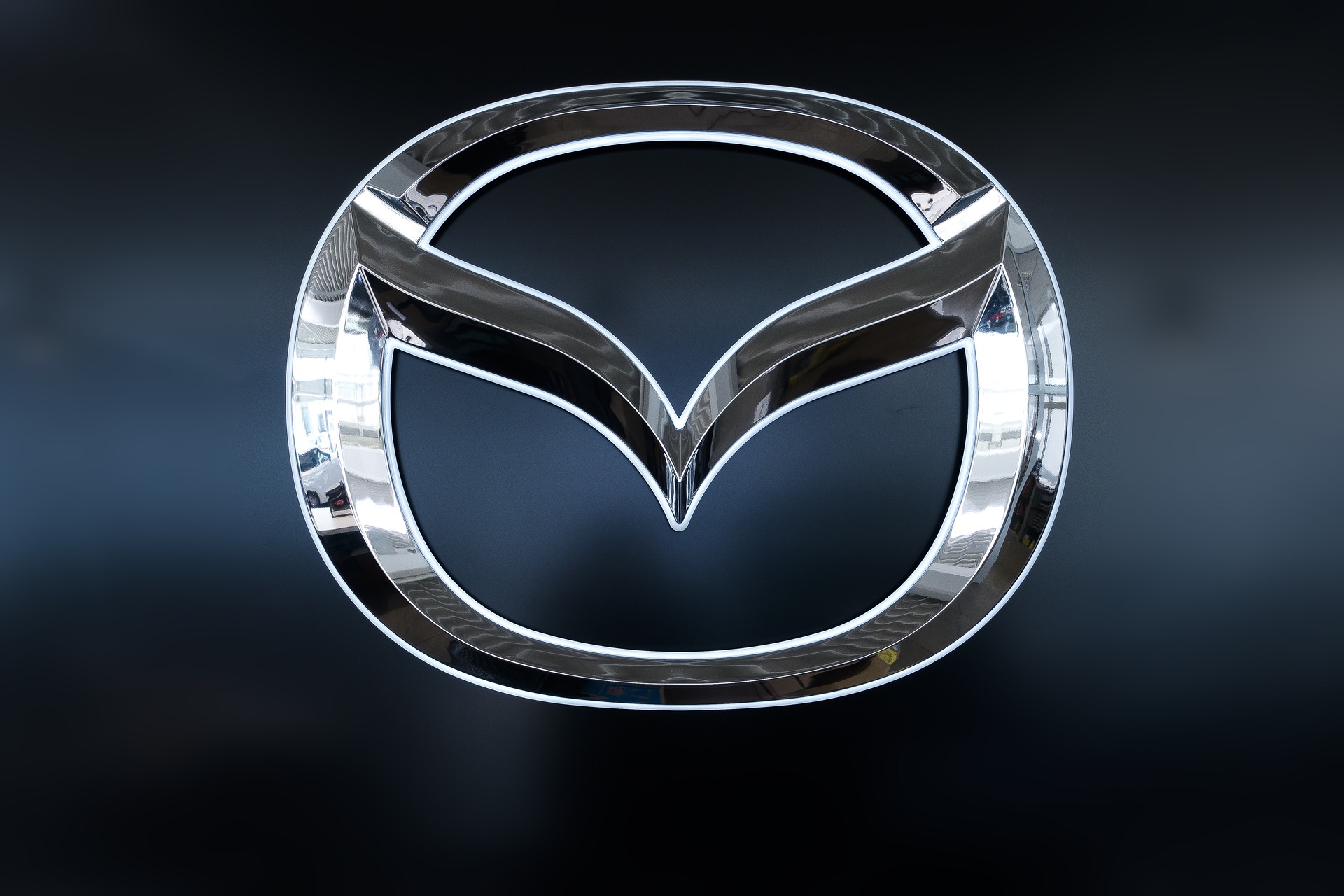 Mazda знак