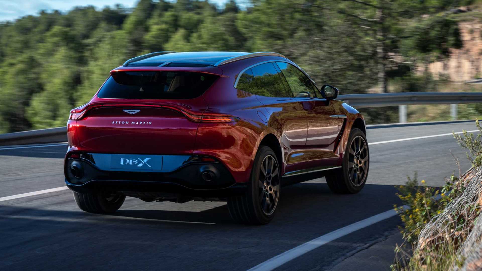 Aston Martin DBX: debut oficial al primului SUV din istoria producătorului britanic