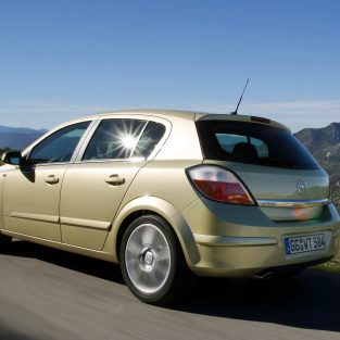 P Opel Astra H Ce o face să fie atât de populară