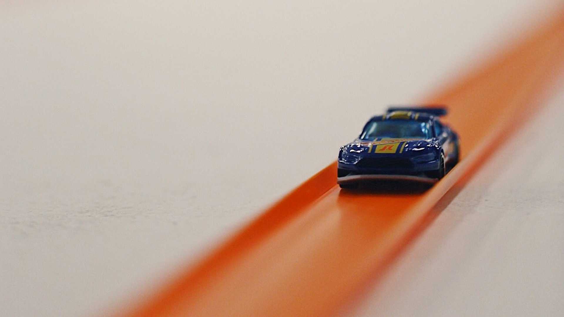 theworldslongesthotwheelstrack (1) AUTO BILD