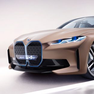 BMW Concept i4 deschide drumul viitorului BMW i4 programat pentru producţie în 2021
