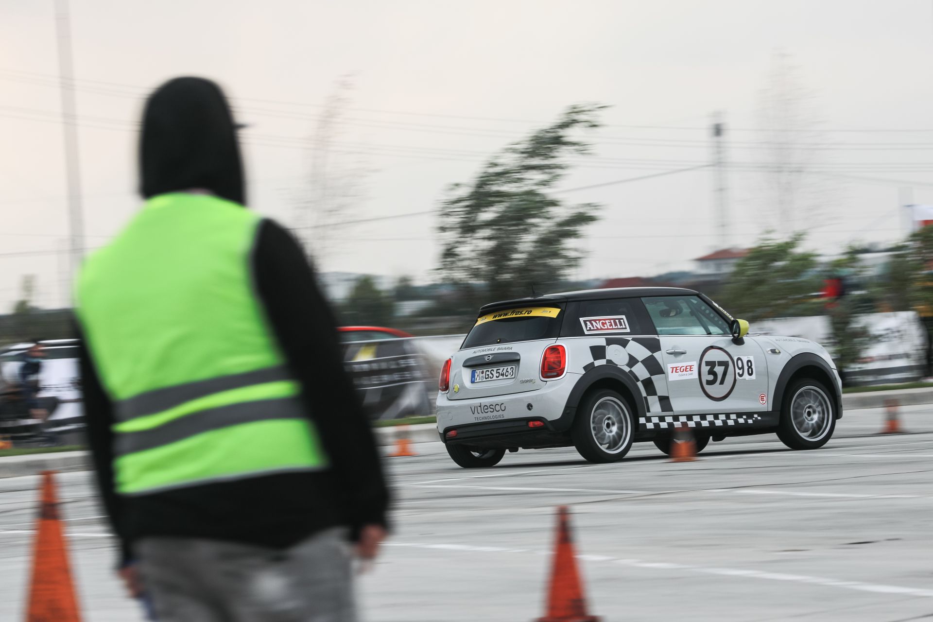 MINI Cooper SE la CNSS 2020 foto Dragos Savu