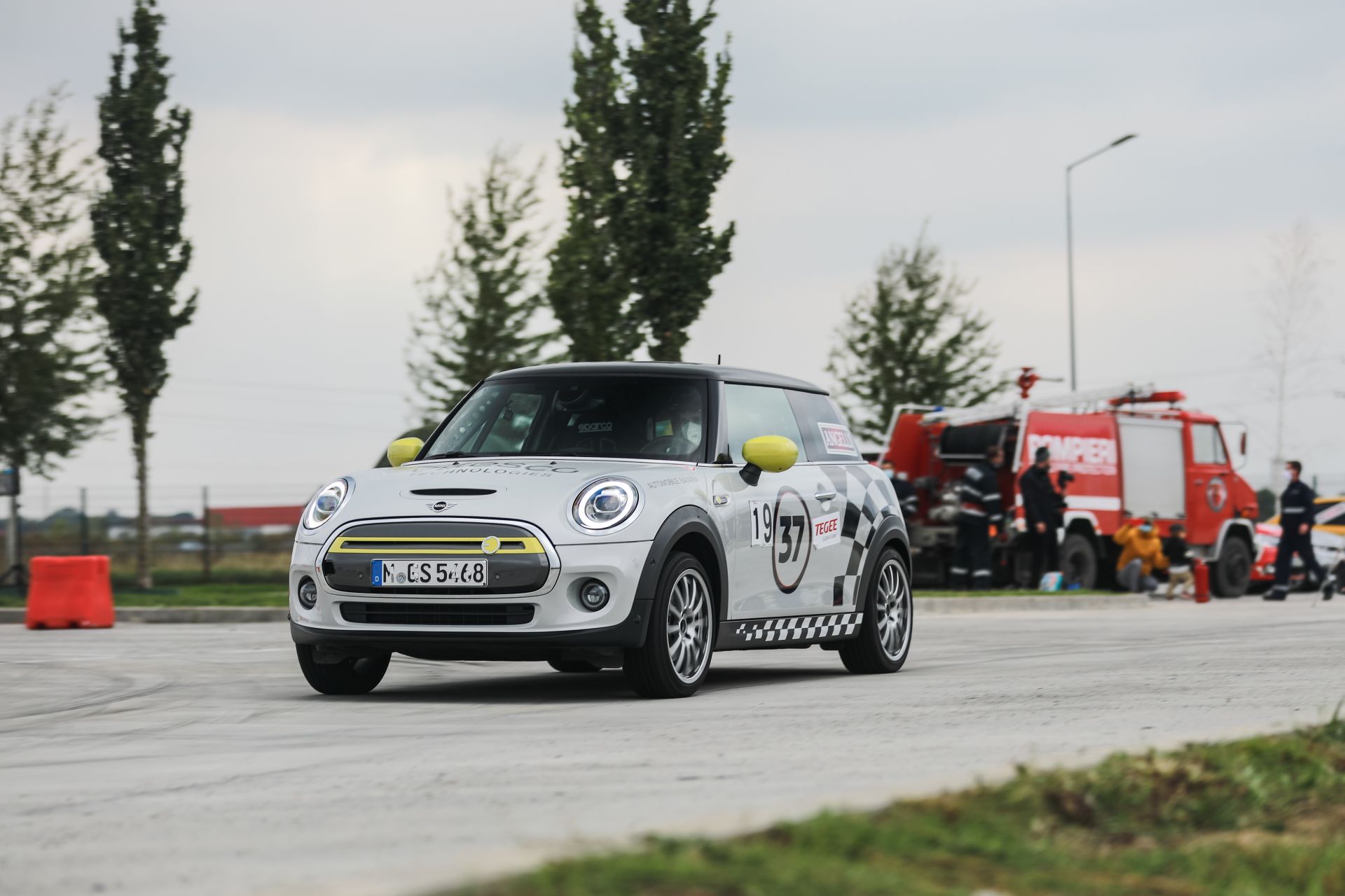 MINI Cooper SE la CNSS 2020 foto Dragos Savu