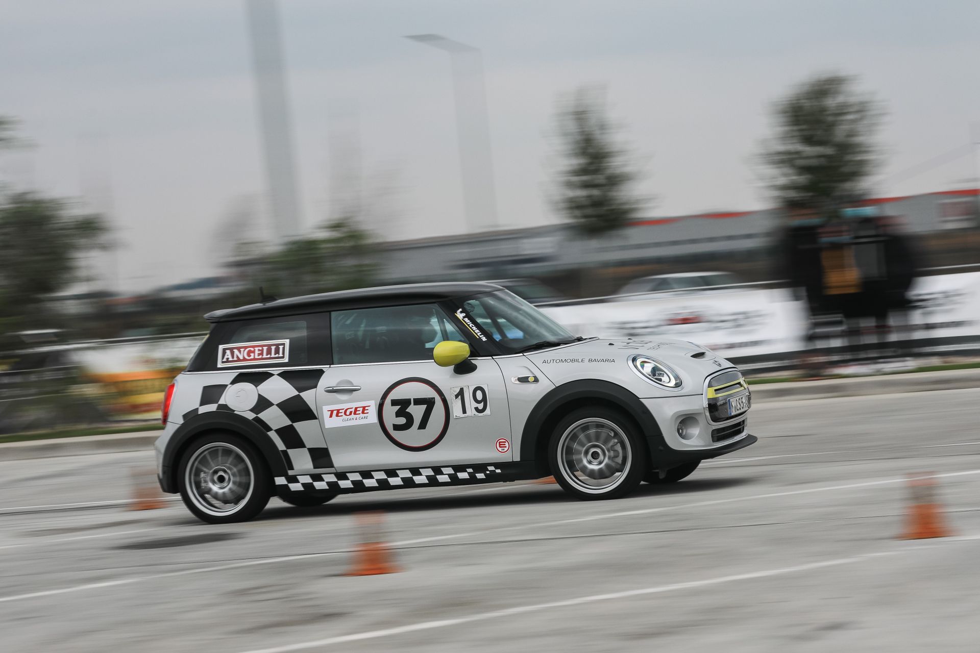 MINI Cooper SE la CNSS 2020 foto Dragos Savu