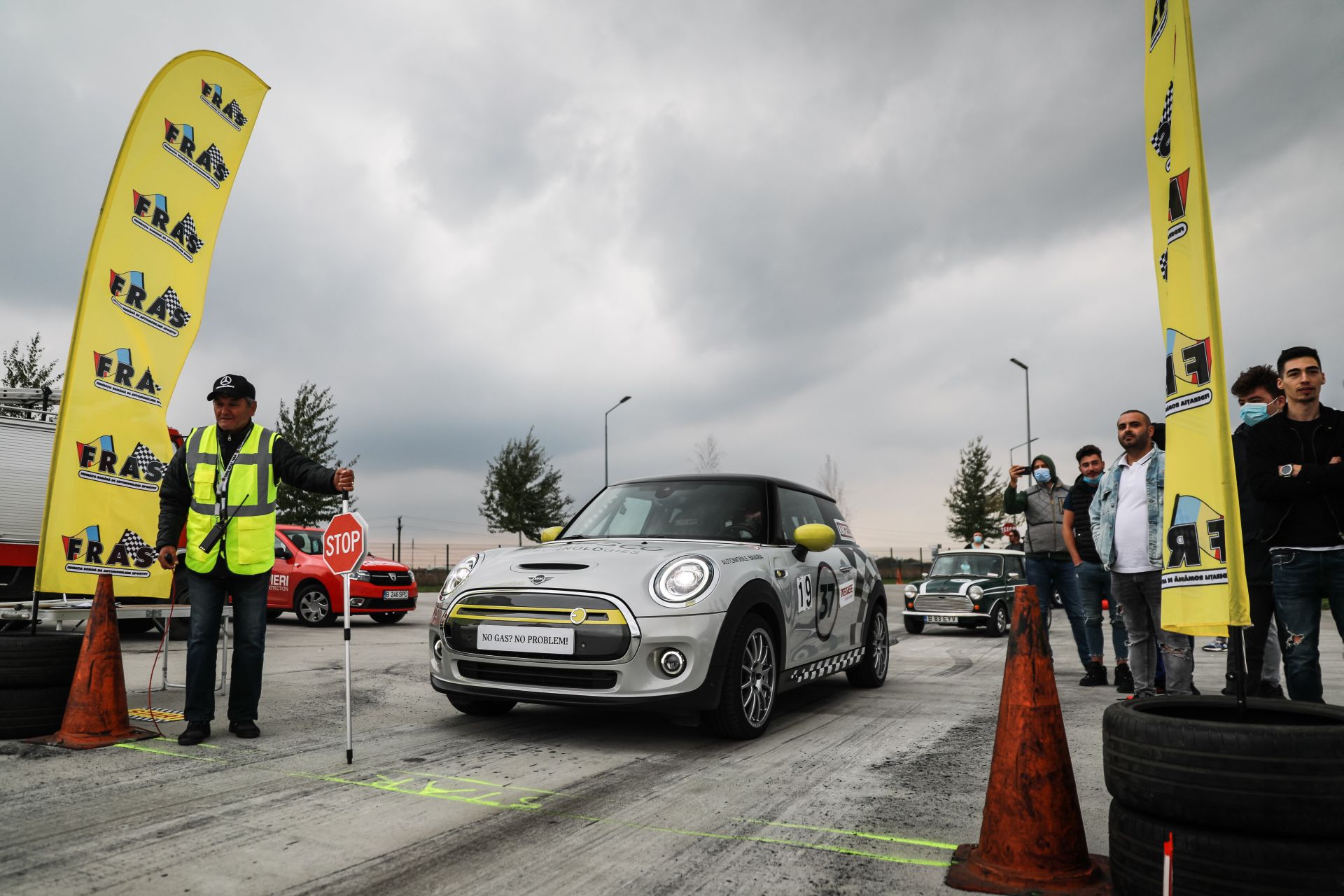 MINI Cooper SE la CNSS 2020 foto Dragos Savu