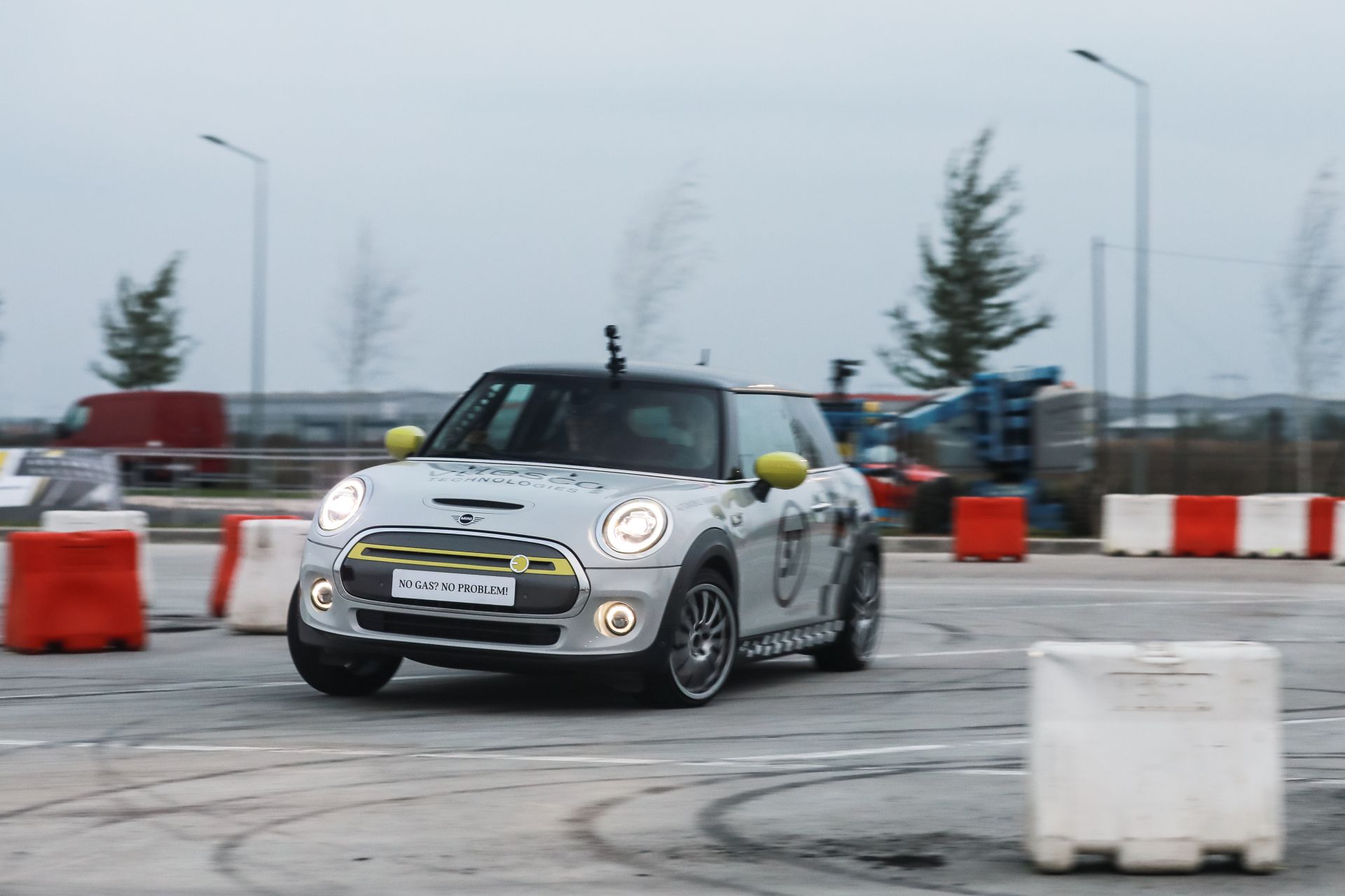 MINI Cooper SE la CNSS 2020 foto Dragos Savu