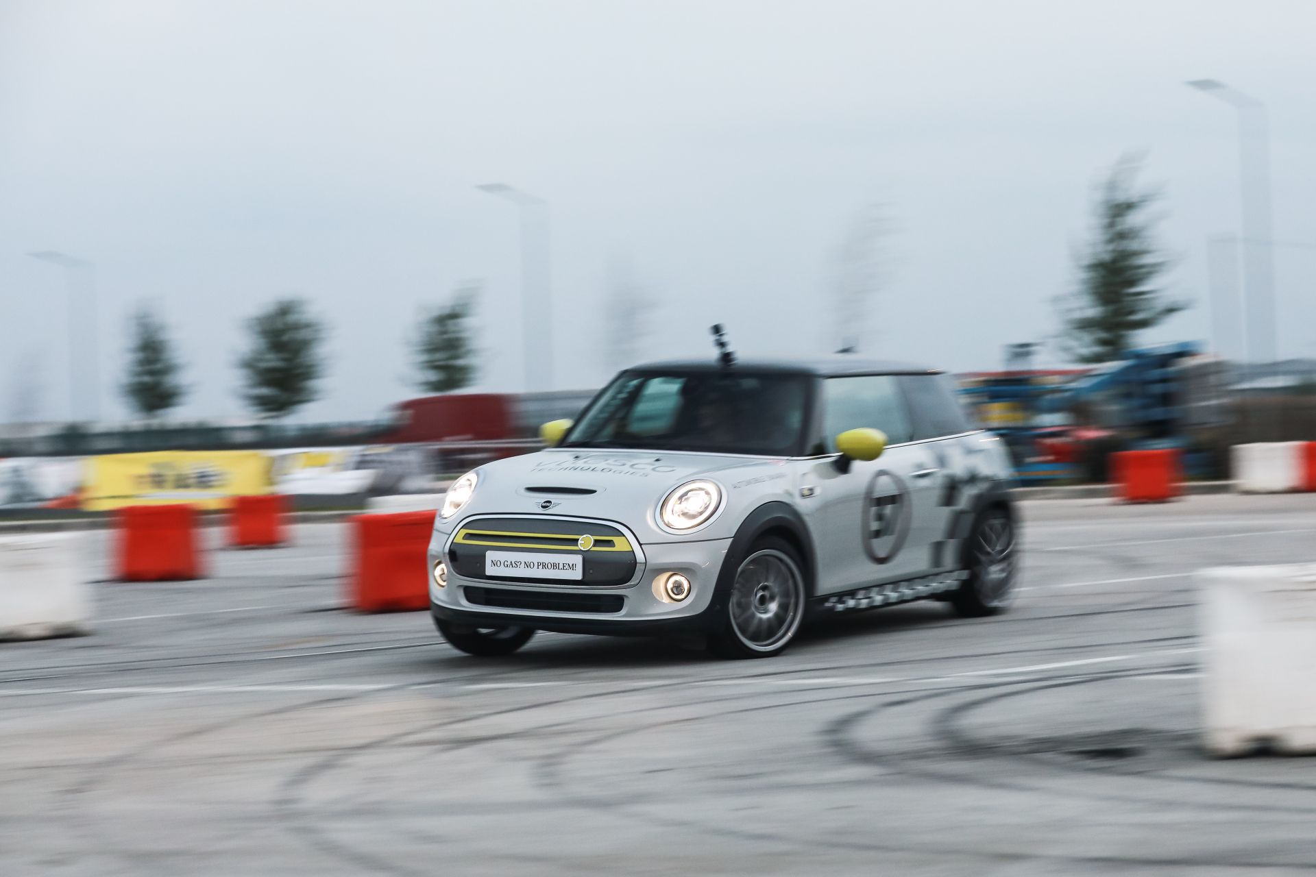 MINI Cooper SE la CNSS 2020 foto Dragos Savu