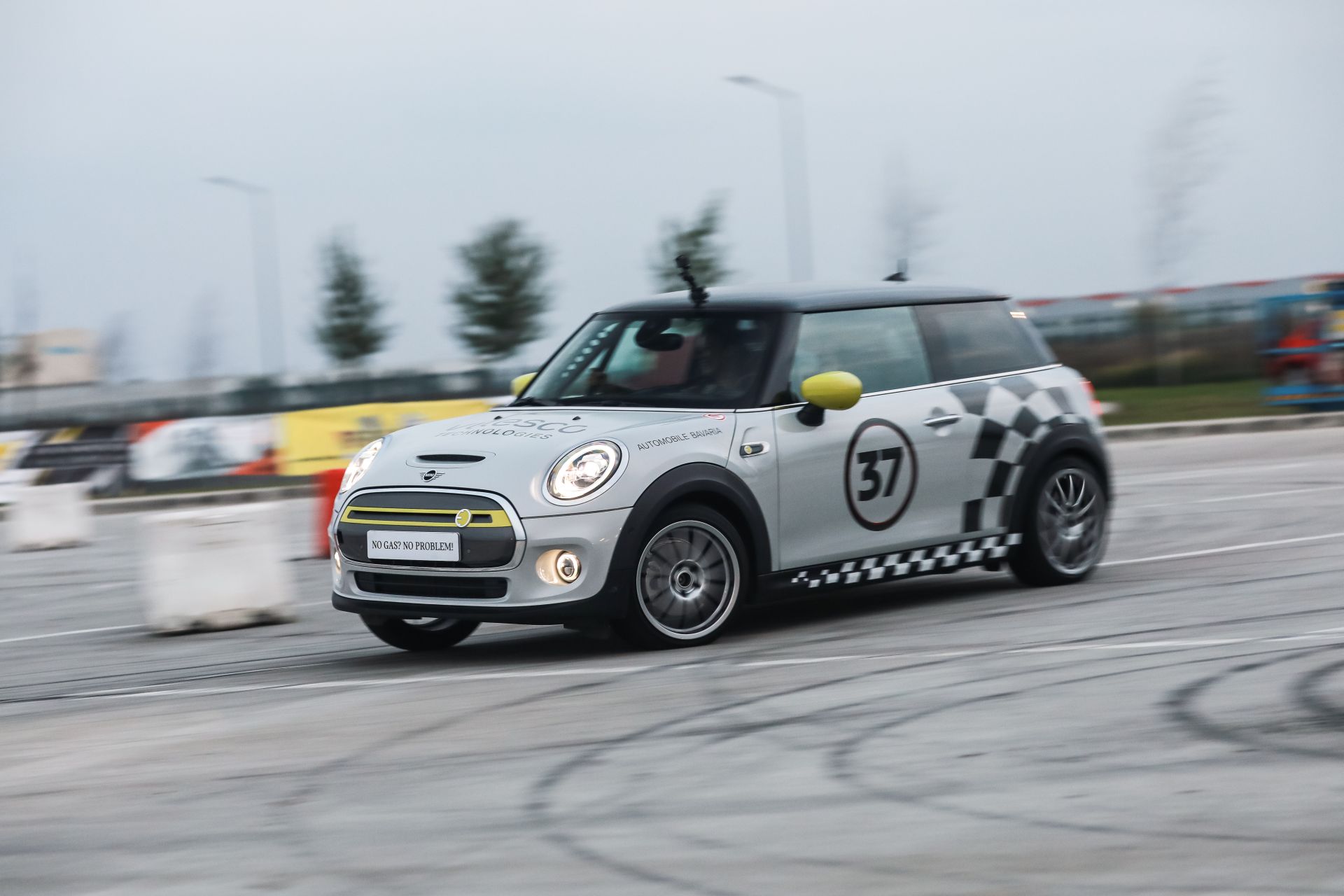 MINI Cooper SE la CNSS 2020 foto Dragos Savu