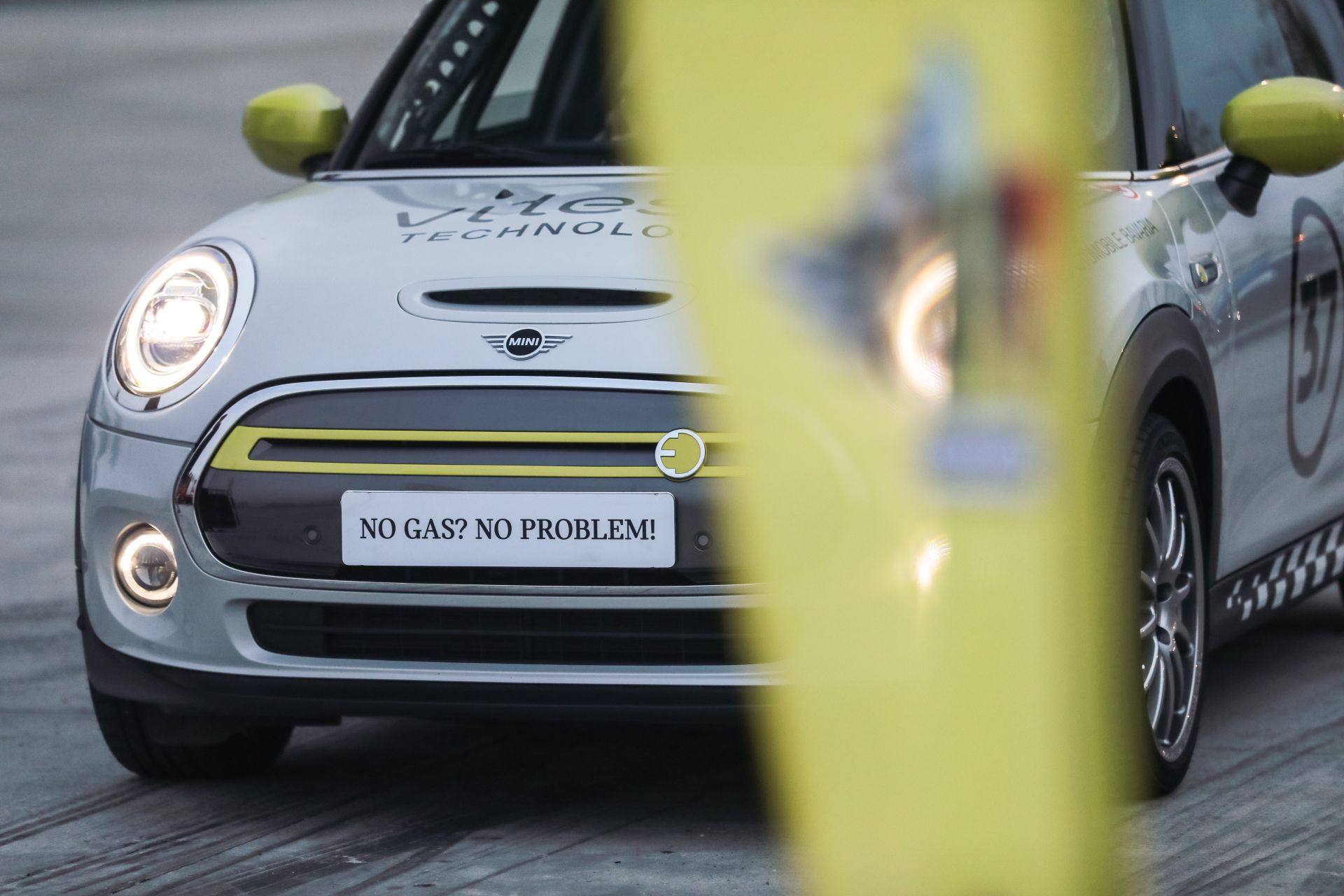 MINI Cooper SE la CNSS 2020 foto Dragos Savu