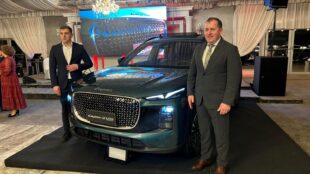 surpriz-prilejuit-de-zilele-clientului-materom-introducerea-m-rcii-lepas-n-rom-nia-pas-major-n-devoltarea-companiei